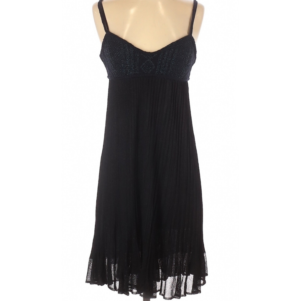Lisli Wool Little Black Dress!